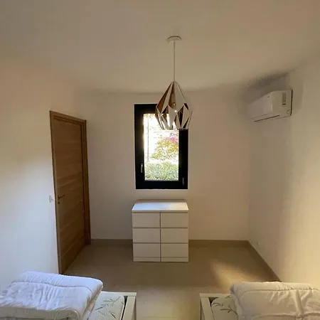 T3 Avec Jardin Prive, Vue Exceptionnelle *